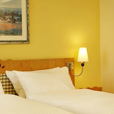 Sunday & 4* Friedrichroda