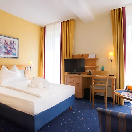 Hotel Sunday & 4*