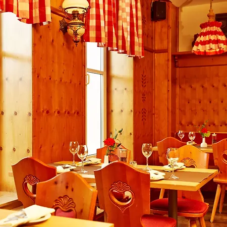 Sunday & Hotel Friedrichroda