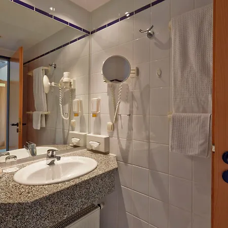Hotel Sunday & 4*