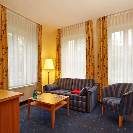 Sunday & Hotel Friedrichroda