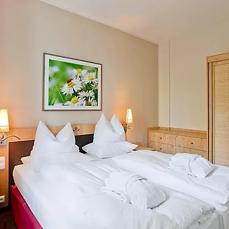 Hotel Sunday & Friedrichroda