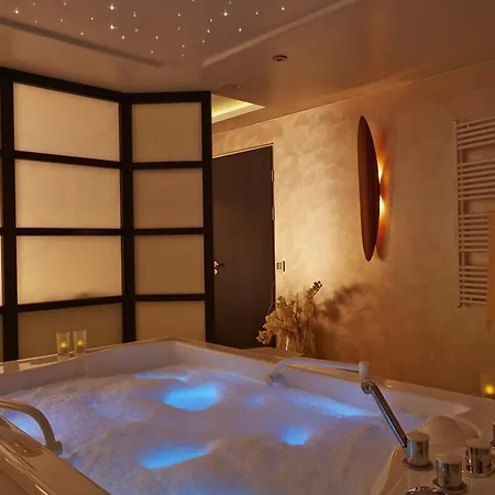 Sunday & Hotel 4*